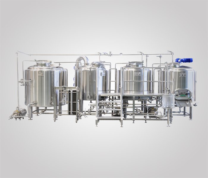 <b>Equipo de microcervecería 600L</b>